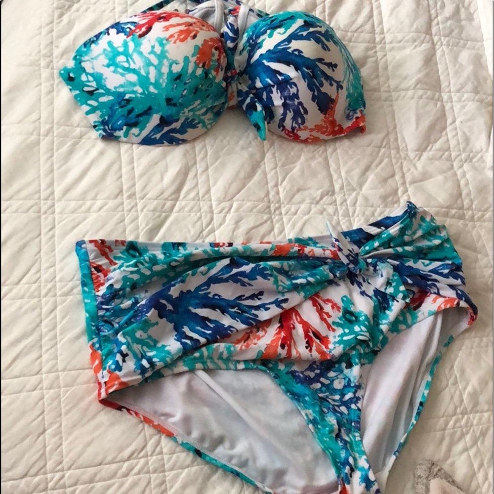 High waisted bikini bottoms